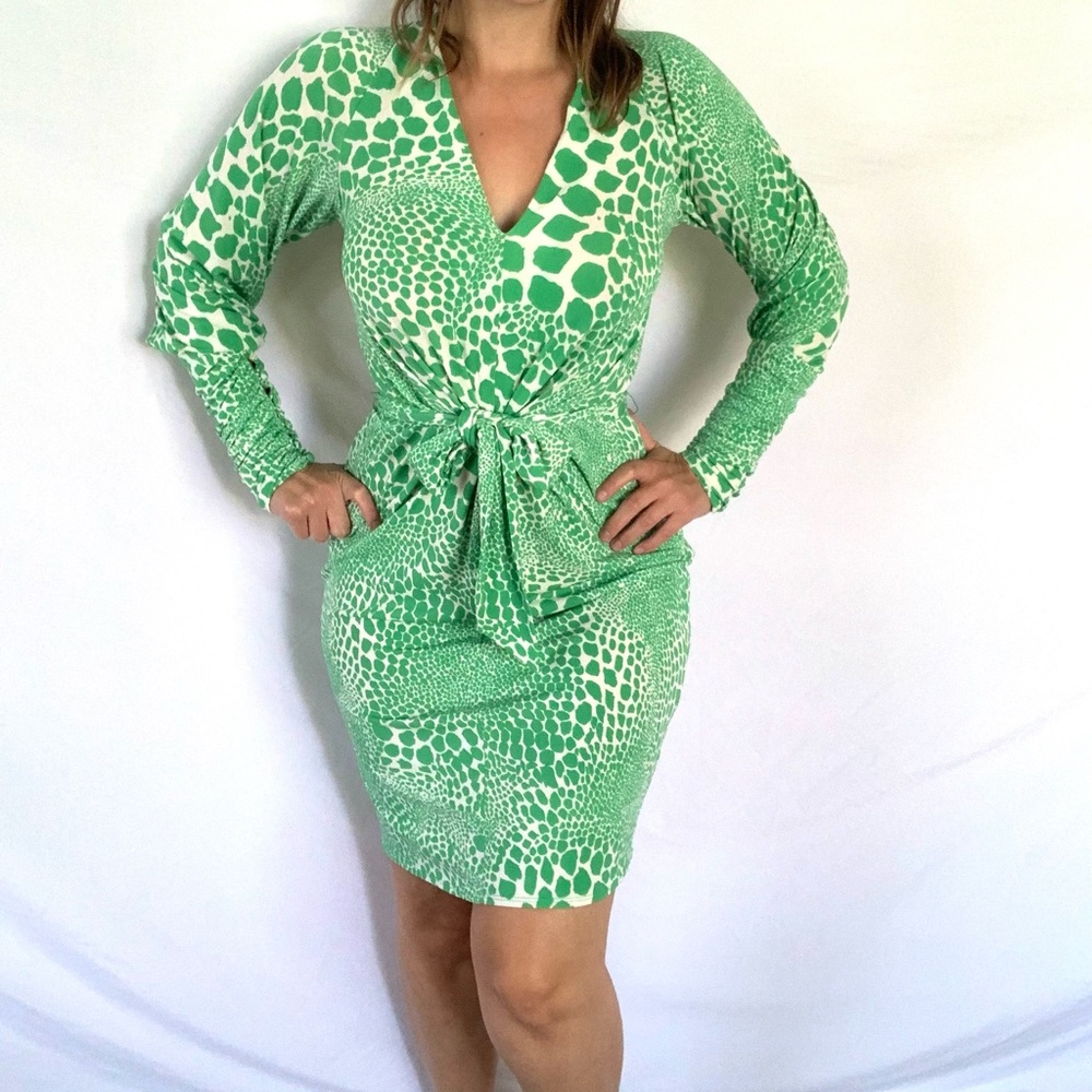 Green abstract spotted dress S-L